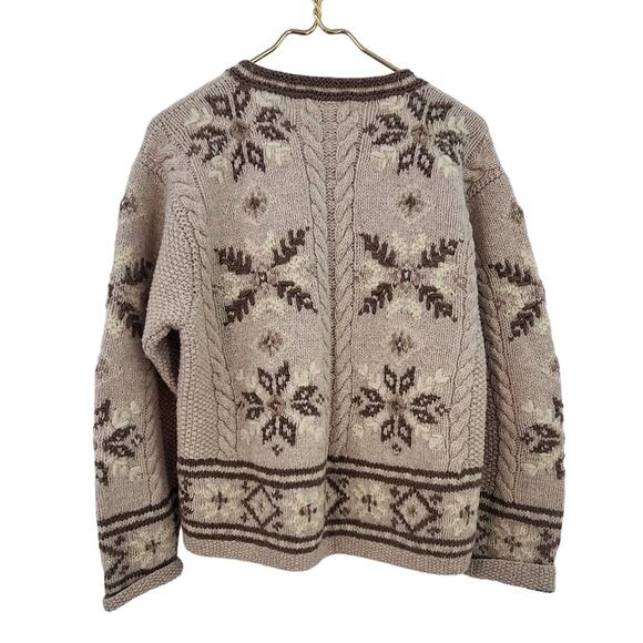 Nomadic Traders 100% Sheltland Wool Full Zip Sweater Small Snowflake Winter Tan - Picture 2 of 6